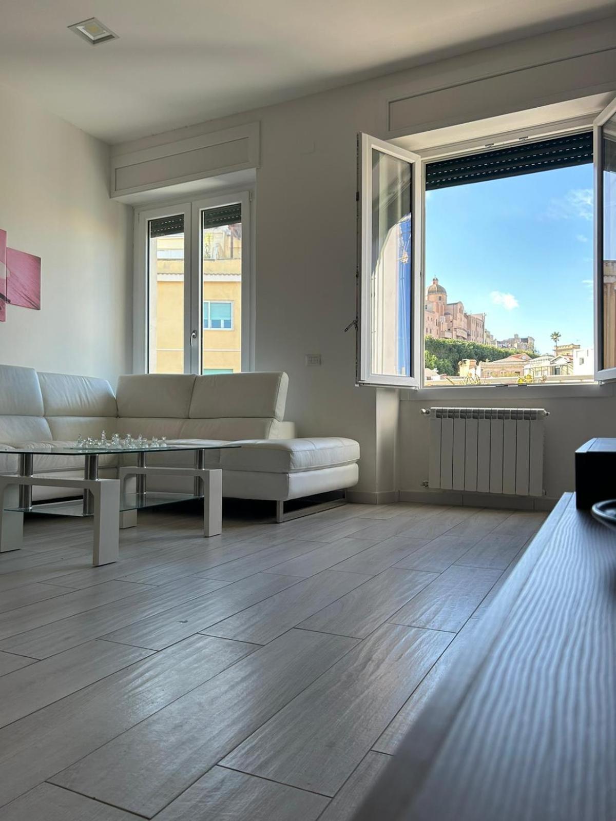 Vanilla Rooms Cagliari Luaran gambar